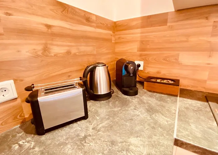 Apartament Hochwertige Mit 7qm Balkon, Netflix, Kaffeeautomat, Rainshower Bad